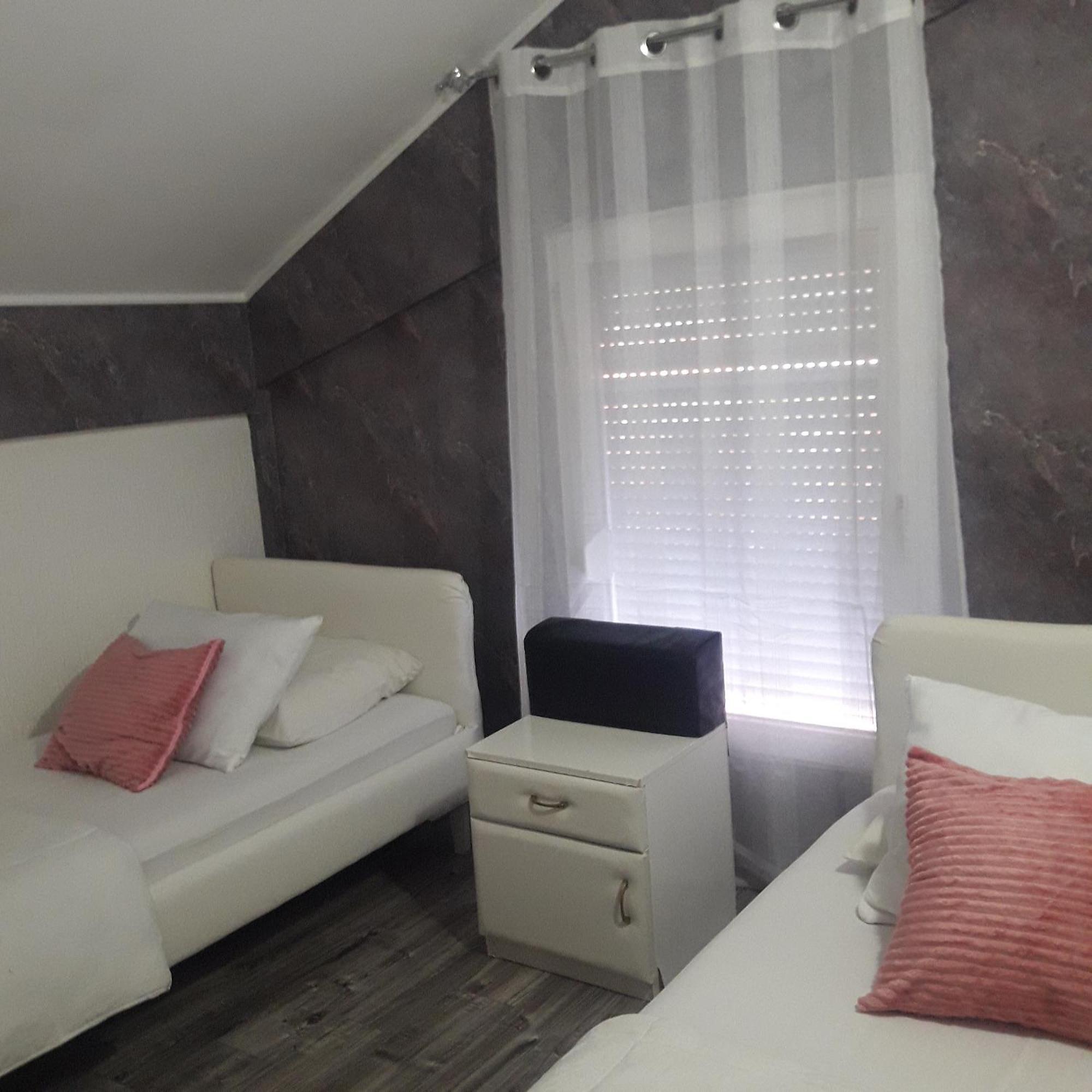 Apartmani Ni Extérieur photo